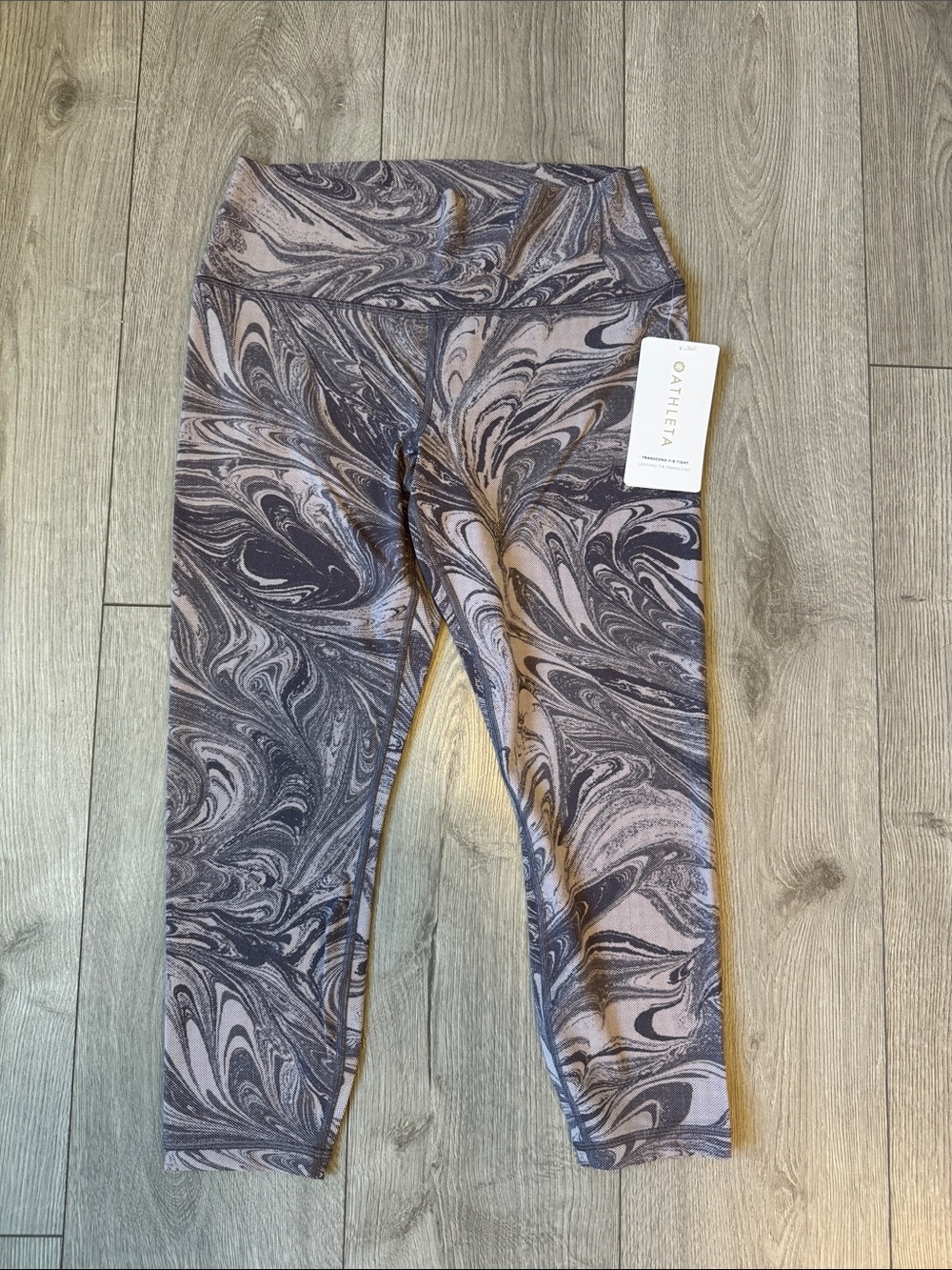 Athleta Trancend 7/8 leggings Large (NWT)